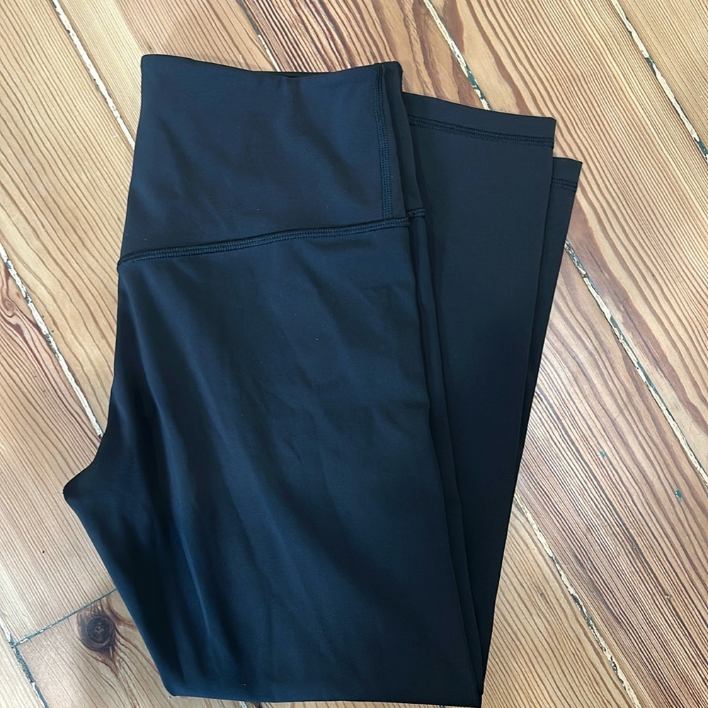 Athleta Elation Train 7/8 Tight, Black size M